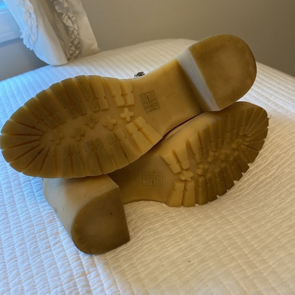 DOLCE VITA BOOTS - Picture 4 of 4